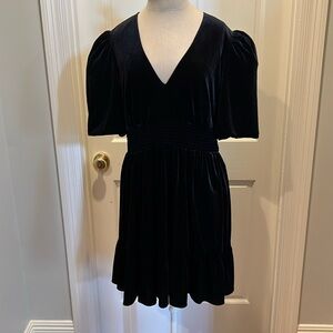 Gorgeous NWT Antonio Melani Black Velvet Cocktail Dress Size 12